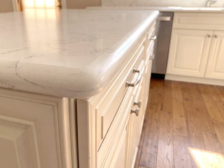 Full Bullnose countertop edge on white quartz