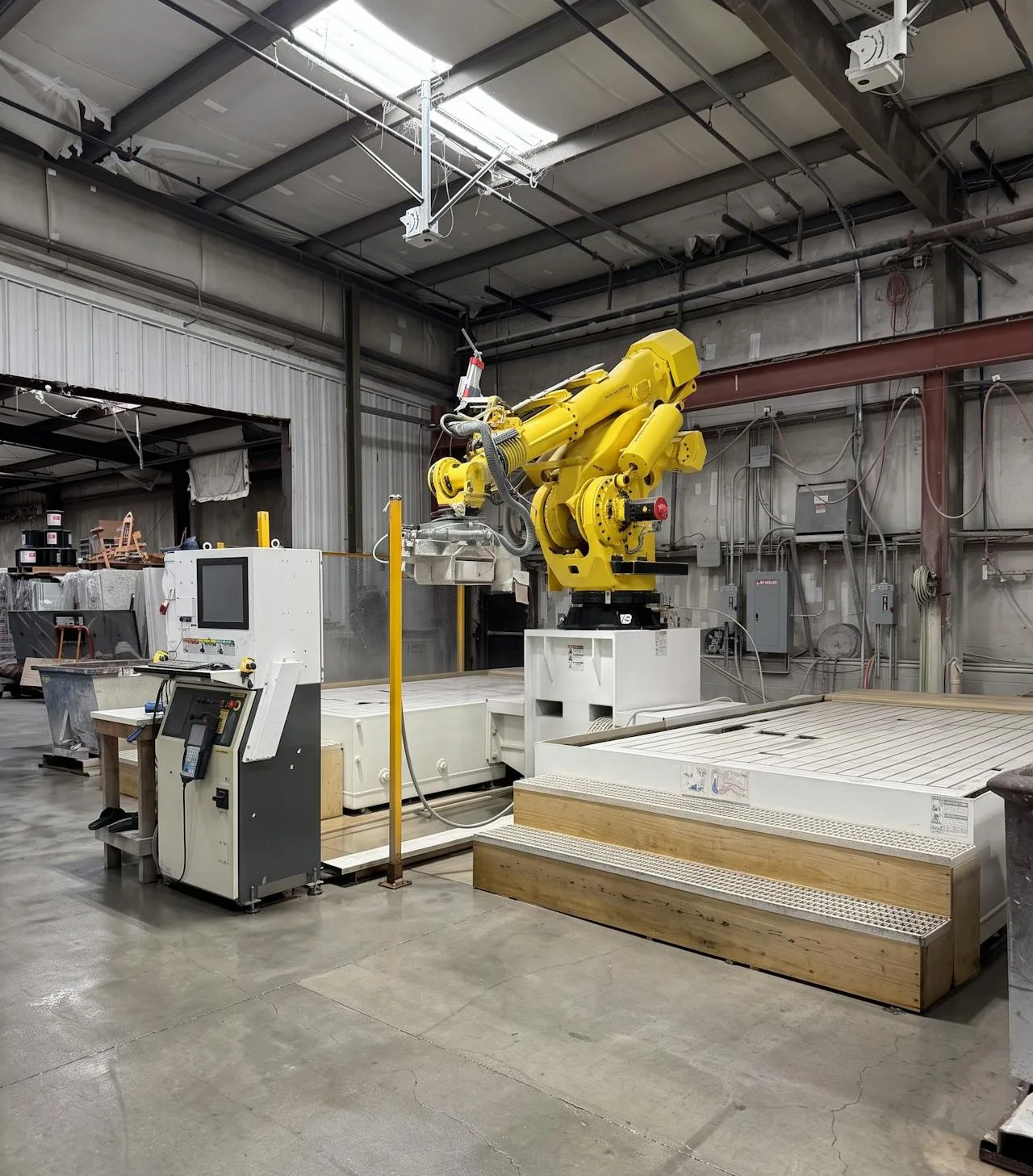Northwood RSJ400L robotic saw and waterjet in the GA Granite fabrication shop